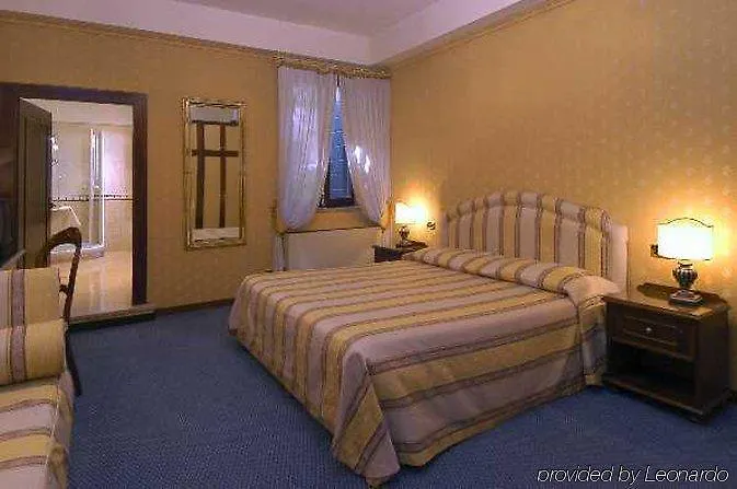 Hotel Abbazia Venecia 3*,  Italia