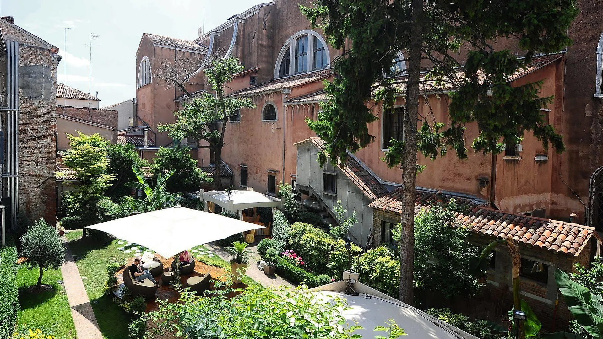 ***  Hotel Abbazia Venecia Italia